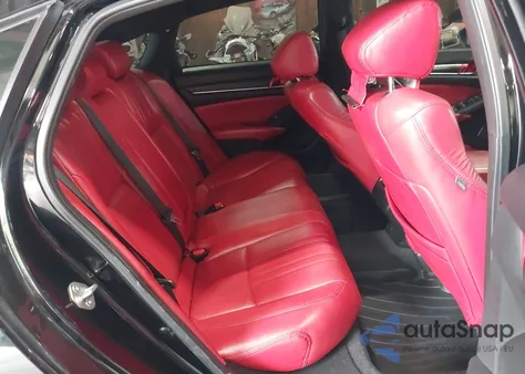 2020 Honda Accord Sport 2.0T z USA, uszkodzony, nr VIN 1HGCV2F35LA025083